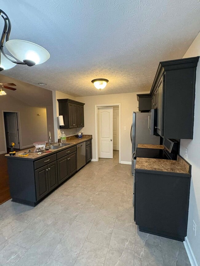 Building Photo - 344 Paddle Wheel St