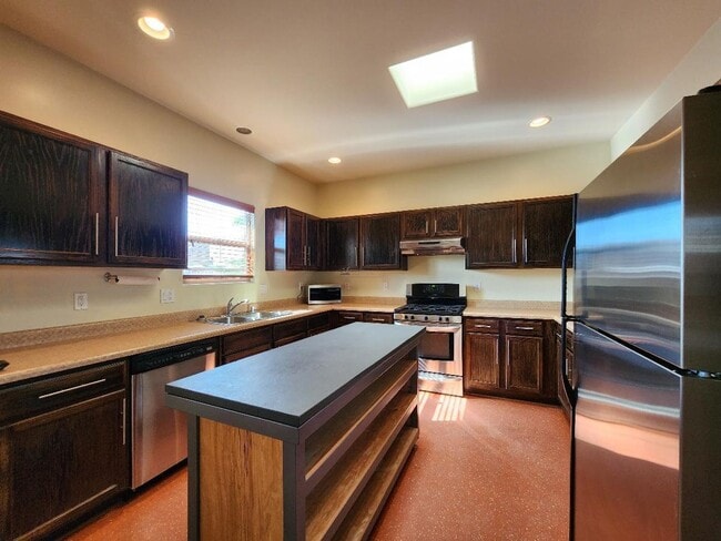 Building Photo - 6783 Camino Carlita