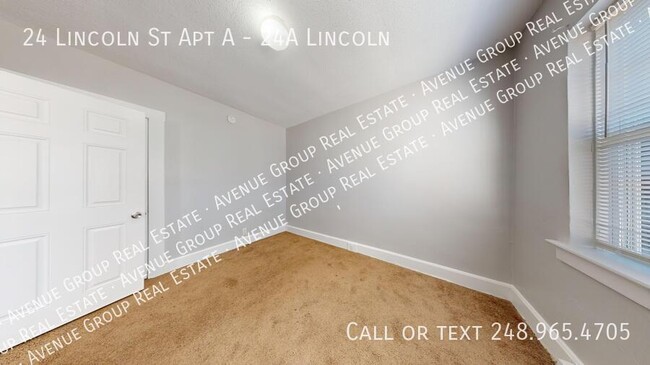 Building Photo - 24A Lincoln - Large 1Bed/1Bath Apartment i...