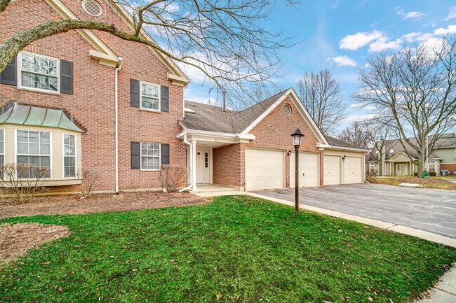 Building Photo - 12 Aberdeen Ct