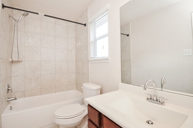 Building Photo - 26715 Mandrake Falls Ct