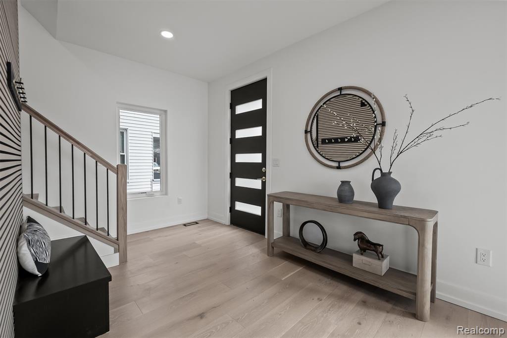 Building Photo - 125 N Washington Ave