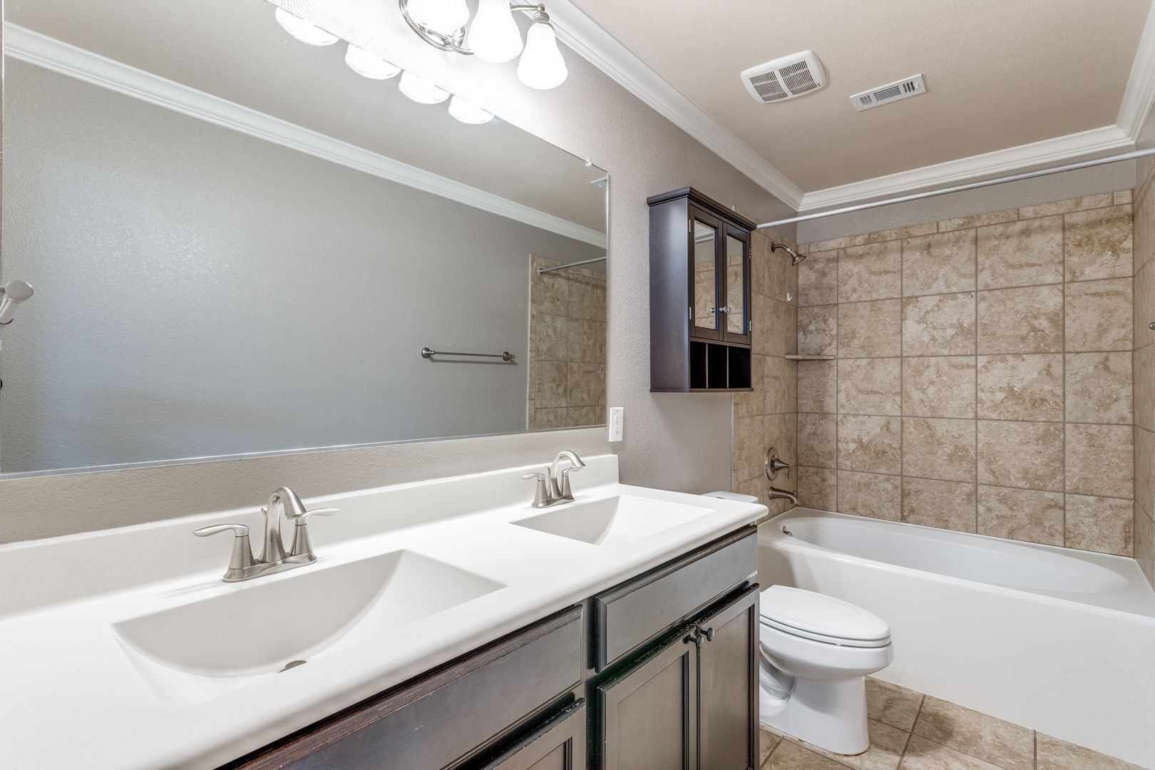 Building Photo - 12620 Waterslide Way