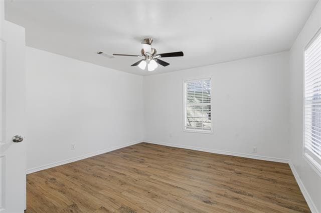 Building Photo - 920 W Ford St