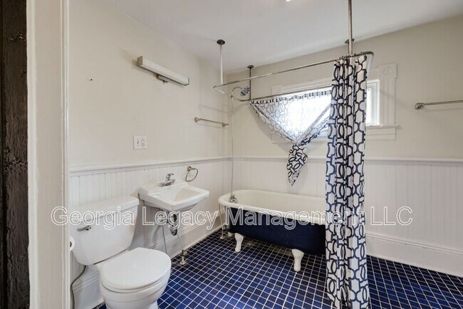 Building Photo - 295 Oglethorpe Ave