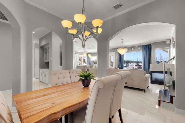 Building Photo - 305 Harborside Cir