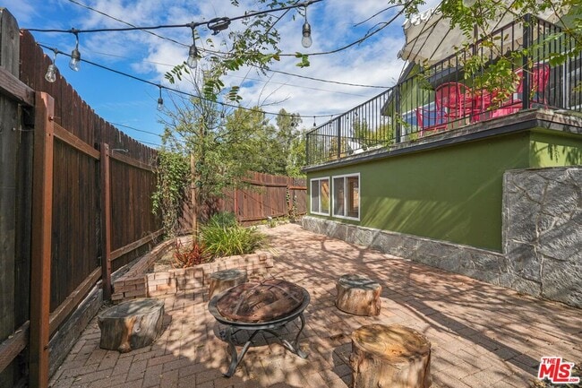 Building Photo - 21549 Summit Trail
