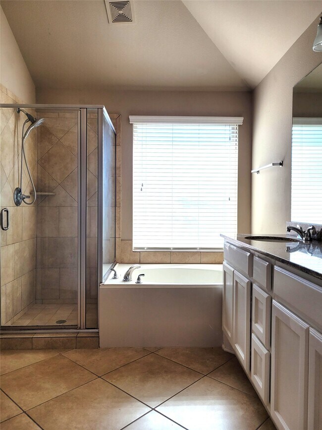 Building Photo - 26331 Christen Canyon Ln