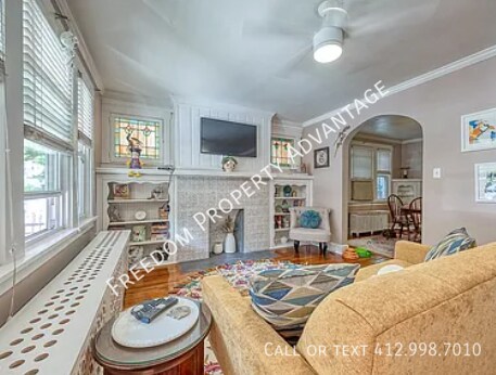Building Photo - 228 Lavina Ave