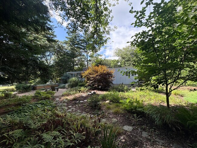 Building Photo - 238 Goodman's Hill Rd