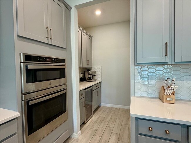 Building Photo - 2679 Ridgetop Ln