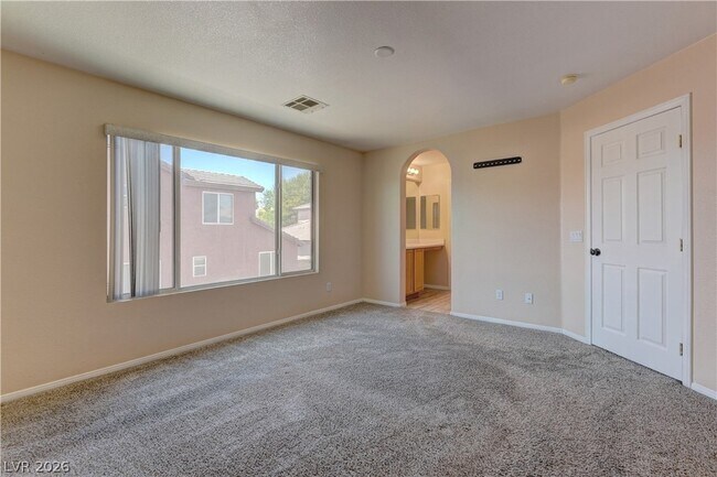 Building Photo - 5317 La Quinta Hills St