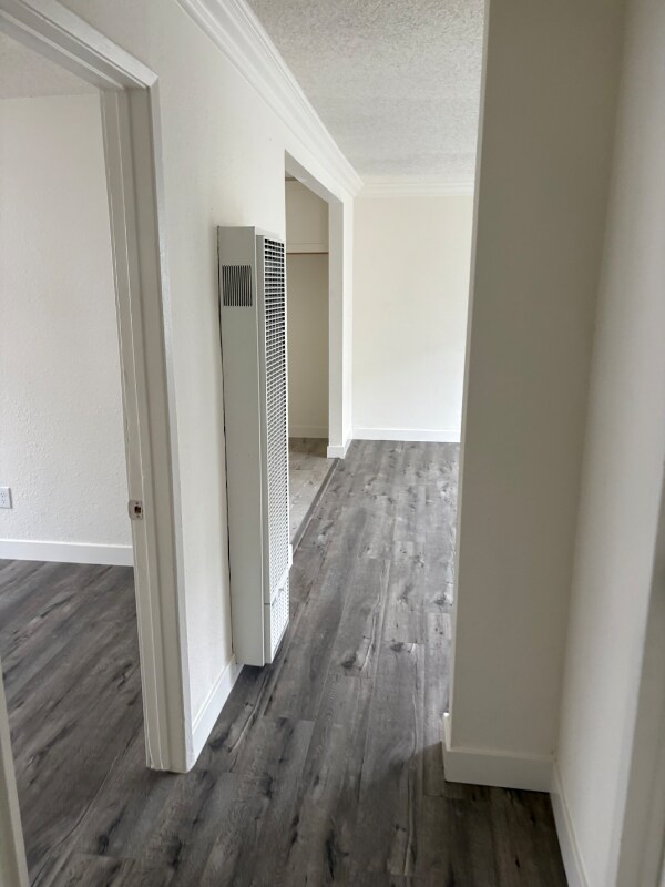 Building Photo - 9605 S Avalon Blvd