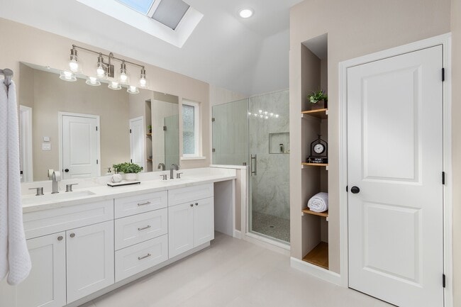 Building Photo - 2826 Creek Manor Dr