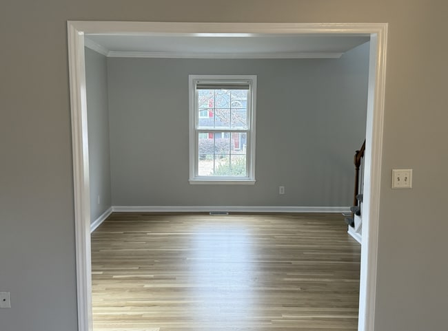 Building Photo - 9228 Pebble Creek Way