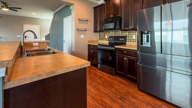 Building Photo - 8639 Turnstone Shore Ln