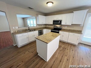 Building Photo - 2219 Red Rock Xing