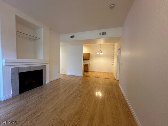 Building Photo - 3395 Cactus Shadow St