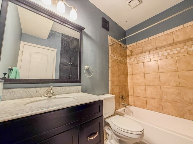 Building Photo - 2450 Wickersham Ln