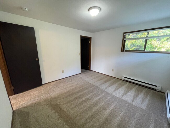 Building Photo - 19833 3rd Ave NW