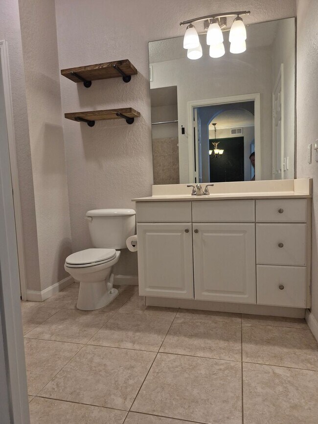 Building Photo - It's a lifestyle!