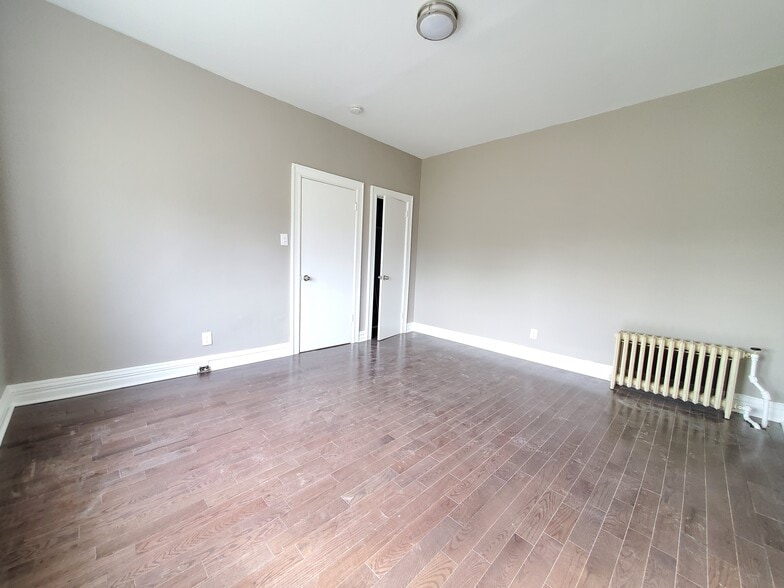 115 Fairview Ave 58 - 111 Fairview Ave