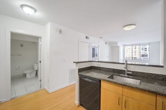 Building Photo - 1BR w/ Parking, Pool, & Fitness Center plu...