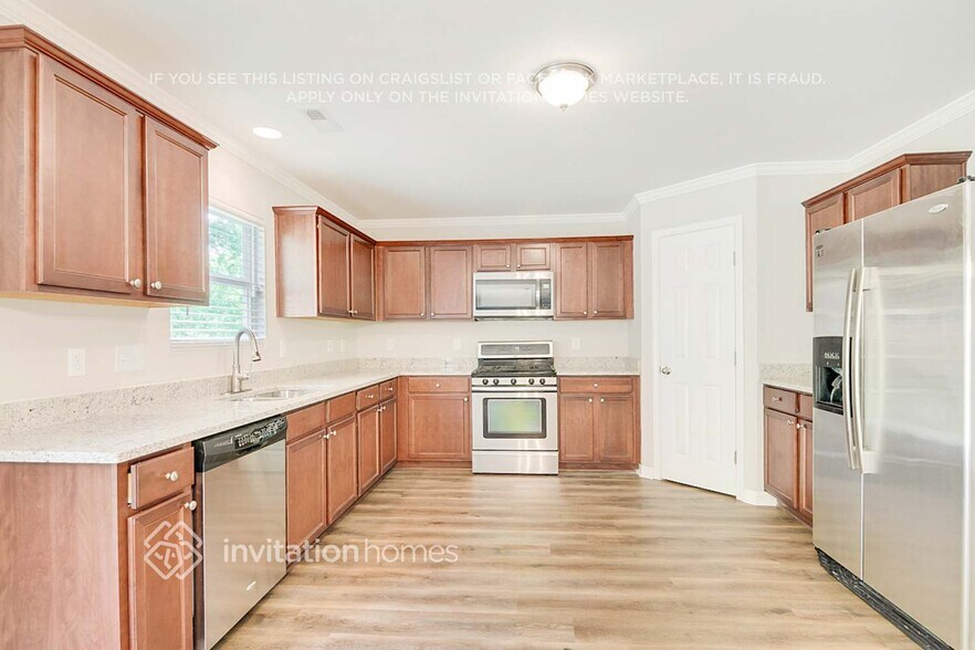 Building Photo - 4509 Stonewall Dr