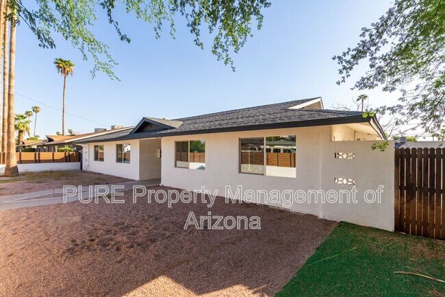 Building Photo - 3237 N 66th St