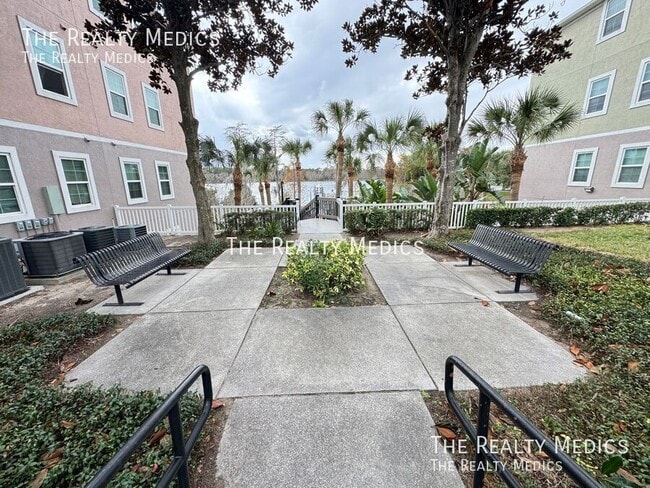 Building Photo - 6627 Queens Borough Ave