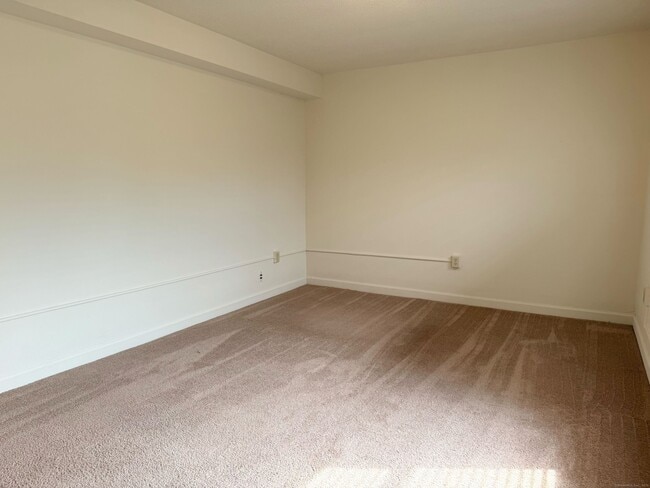 Building Photo - 78 Montoya Cir
