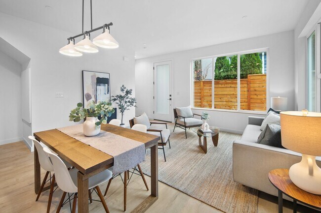 Building Photo - New Luxury Townhome in Seattle 2bed/2bath ...