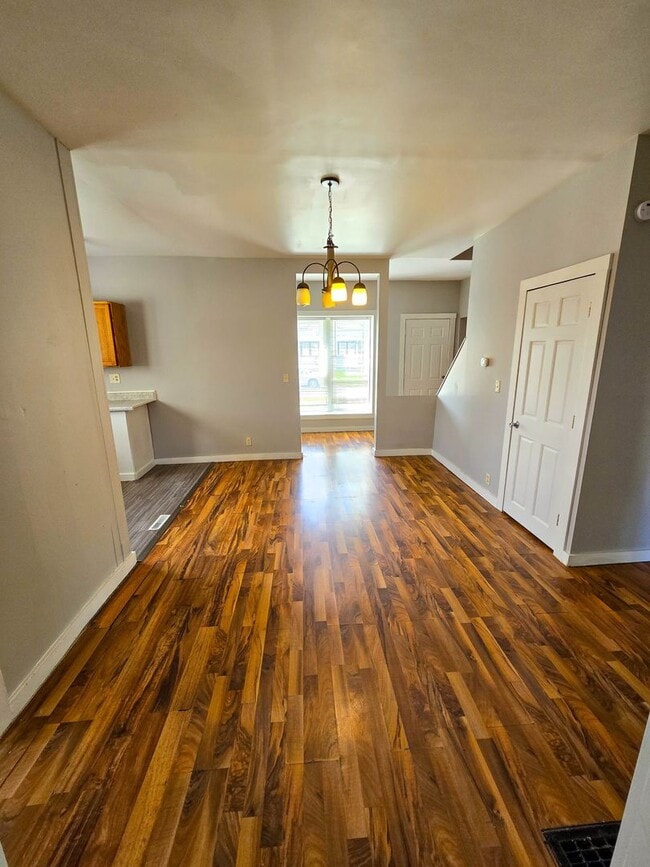 Building Photo - Charming 5 Bedroom Home in Aledo with Mode...