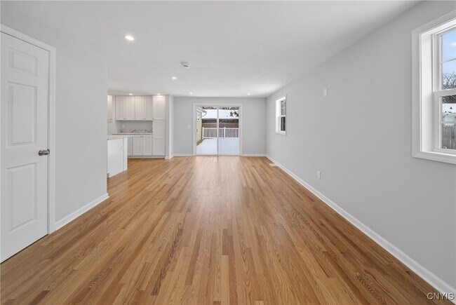 Building Photo - 101 Augusta Dr