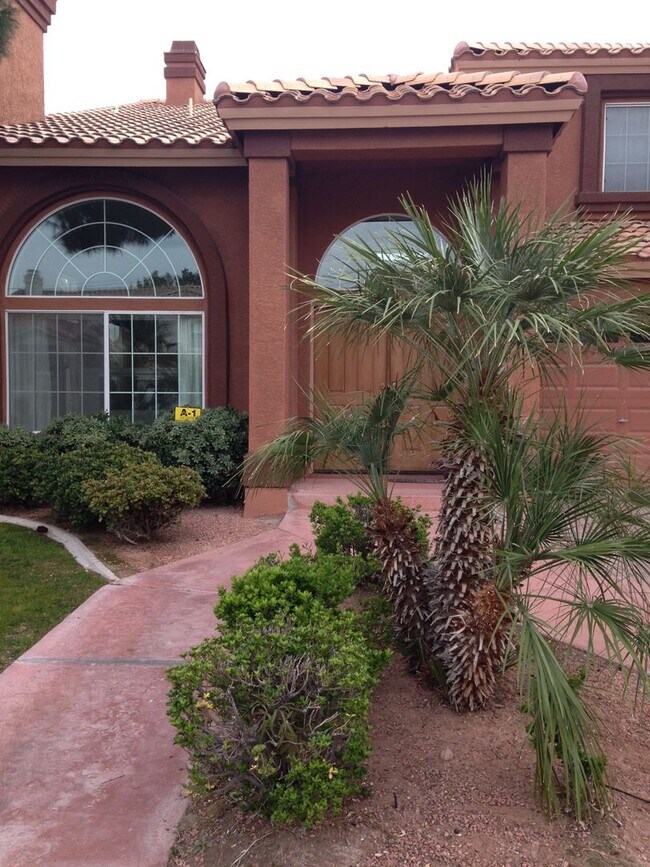 Building Photo - 2457 Antler Point Dr