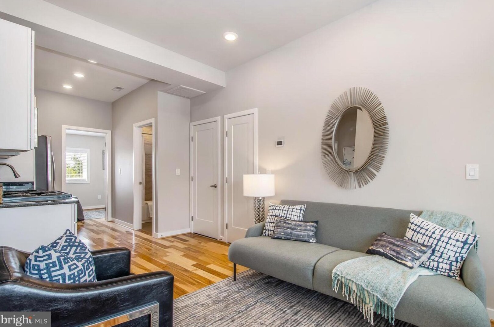 Building Photo - 1247 Penn St NE