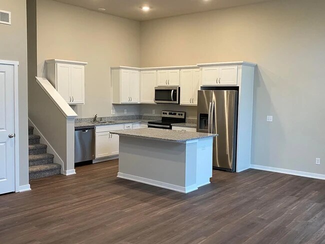 Building Photo - 918 NE Traverse Dr