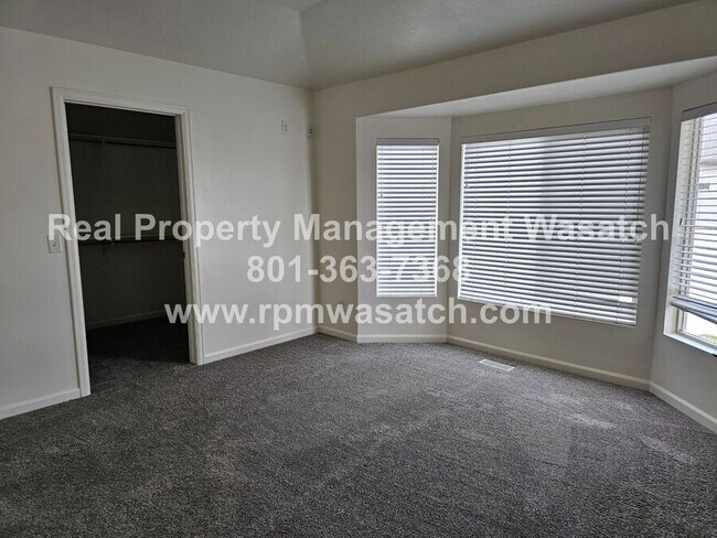 Building Photo - 4120 Juniper Hills Dr