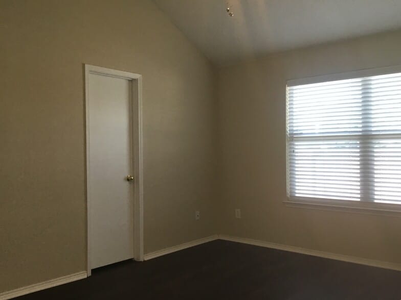 Building Photo - 7605 Stanhope Ln