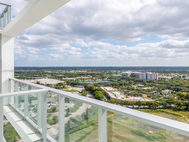 Building Photo - 2000 Metropica Wy