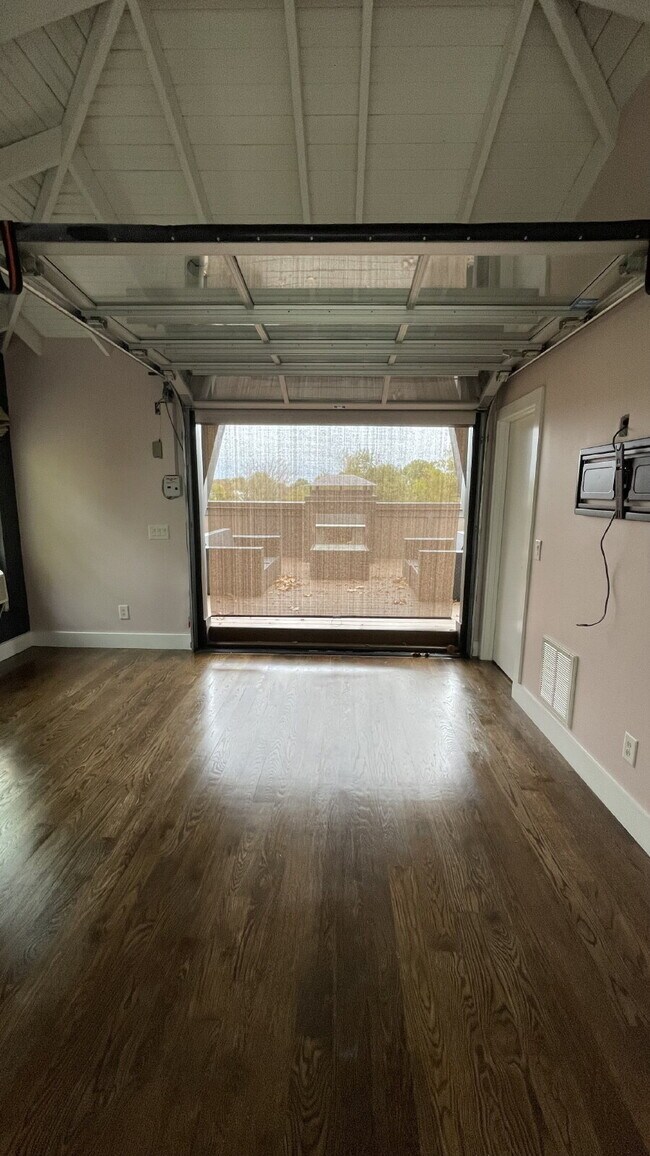 Building Photo - Luxury 12 South Brownstone with Courtyard | Rooftop Deck with Fireplace & Scenic Views | 2-Car Ga...