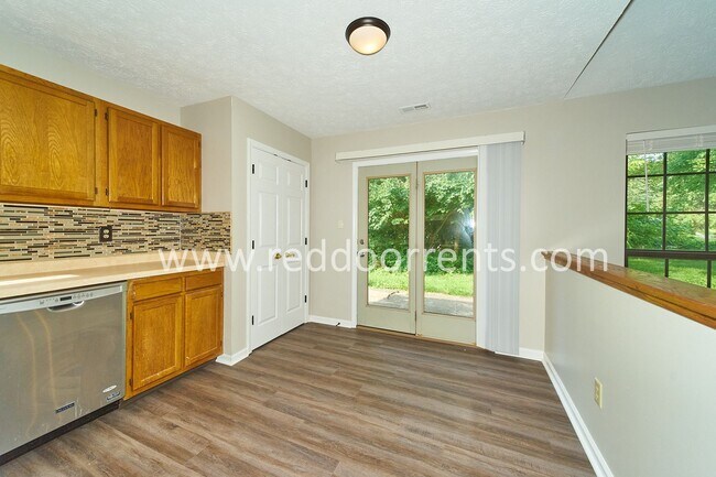 Building Photo - Coming Soon! Cozy Retreat in Indianapolis