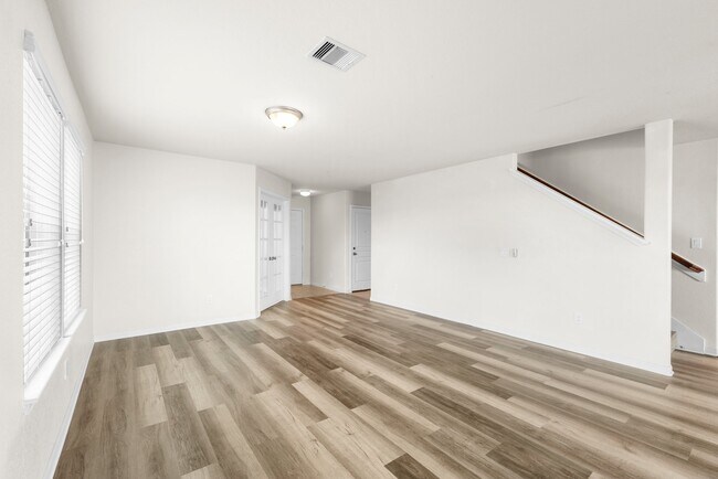 Building Photo - 15406 Grand Sage Dr