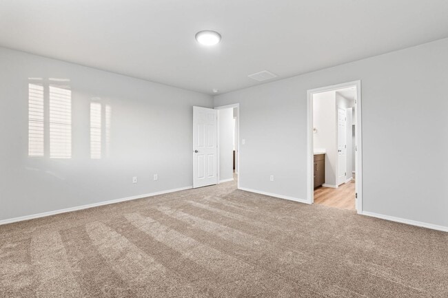 Building Photo - BRAND NEW & BEAUTIFUL - 4bd/2.5 BATH HOME ...