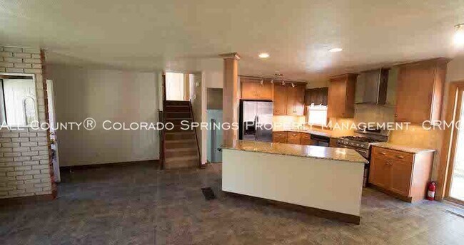 Building Photo - 124 N Brentwood Dr