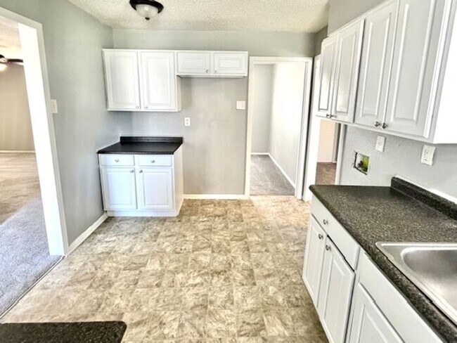 Building Photo - Renovated 3 BR home in the Frayser area, Now Available!