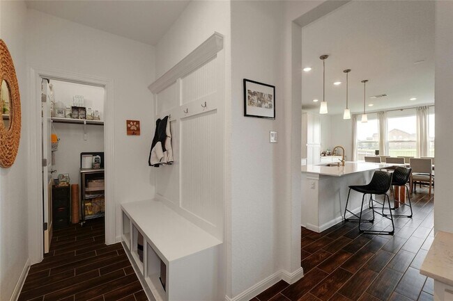 Building Photo - 401 Georgia Lace Trail