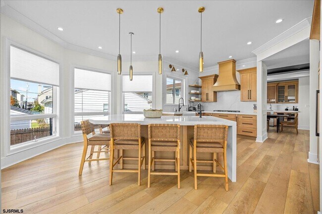 Building Photo - 31 Seaside Ct