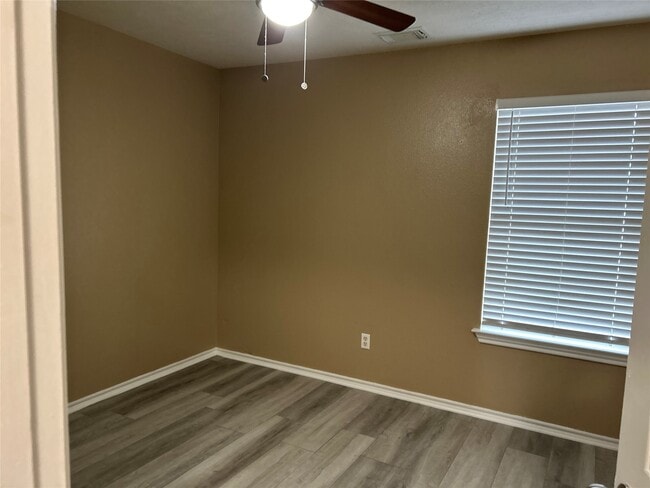 Building Photo - 14430 Fairbuff Ln