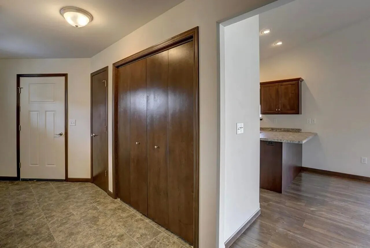 Building Photo - 4903 Annabelle Ct